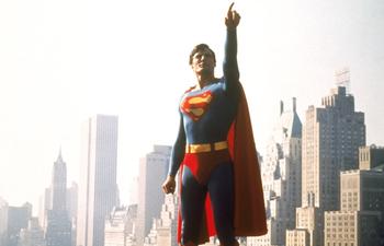 De héros à héros : Une émouvante bande-annonce pour le documentaire sur Christopher Reeve