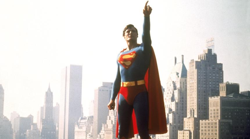 De héros à héros : Une émouvante bande-annonce pour le documentaire sur Christopher Reeve